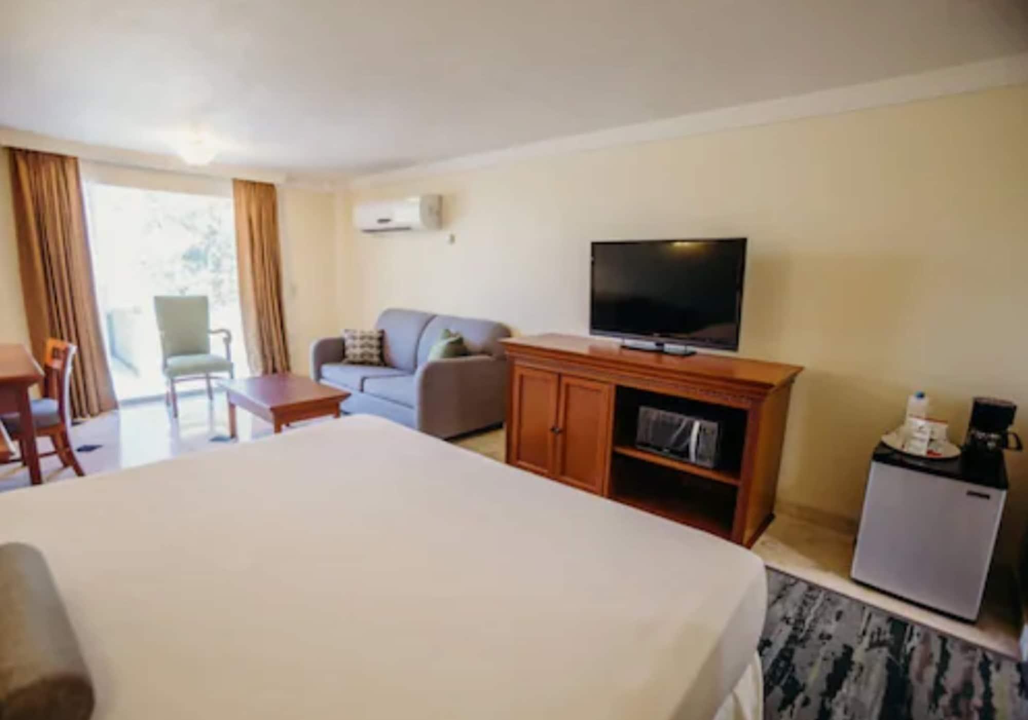 Hotel Calafia Mexicali Buitenkant foto
