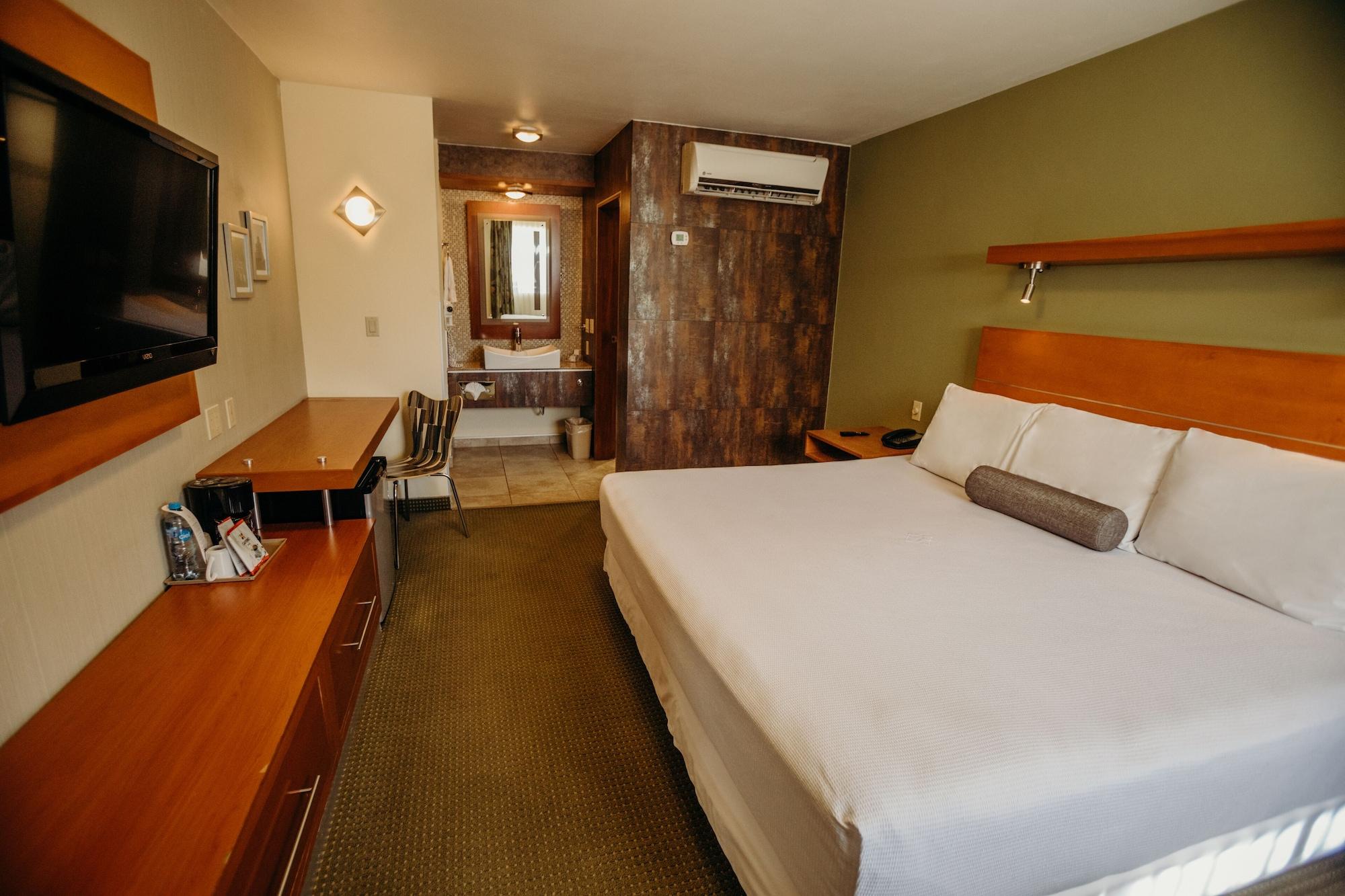 Hotel Calafia Mexicali Buitenkant foto
