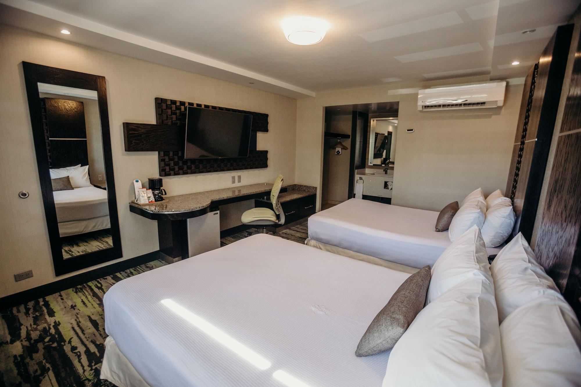 Hotel Calafia Mexicali Buitenkant foto