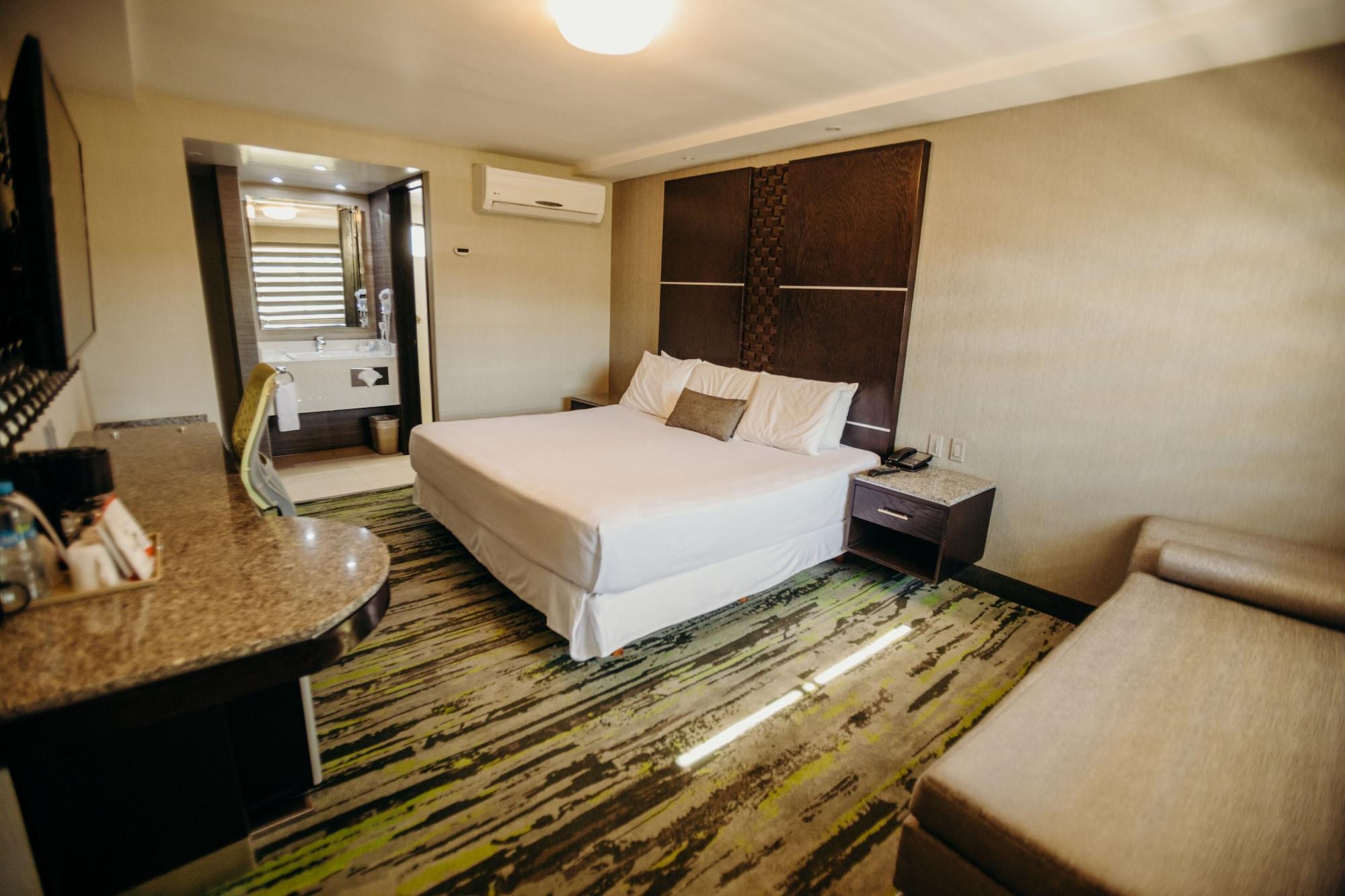Hotel Calafia Mexicali Buitenkant foto
